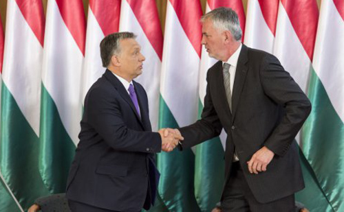Orbán Viktor, Magyarország miniszterelnöke és Páva Zsolt, Pécs polgármestere, Modern városok program